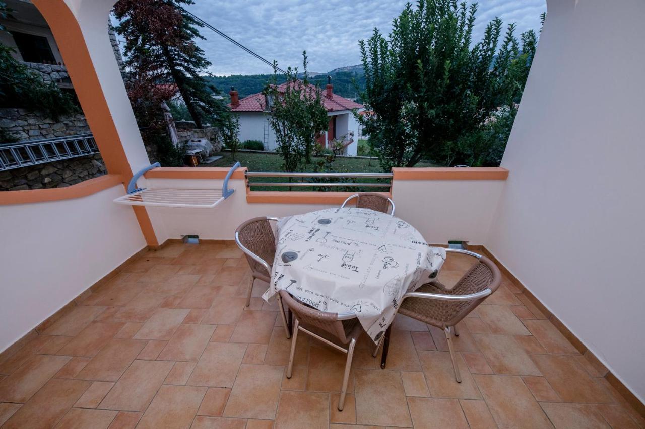 Apartments And Rooms Bolero Rab Town Exterior foto